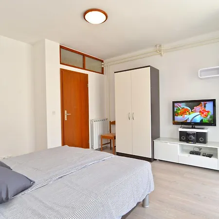 Petra 628 Apartman