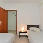 Petra 628 Apartamento *