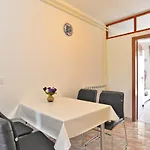 Petra 628 Apartamento