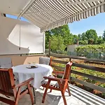 Petra 628 Apartamento Fažana